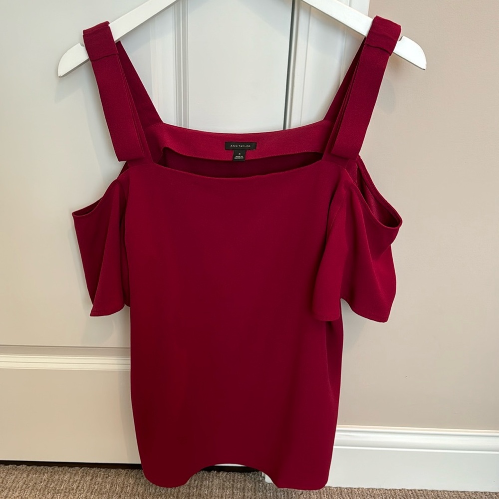 Ann Taylor off the shoulder/strap Top Burgundy- size Medium